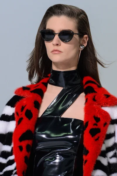 Look 67